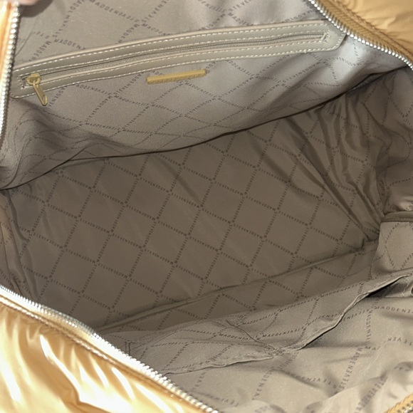 Steve Madden Tennis Bag - Picture 11 of 15